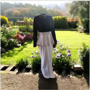 KABAYARE gown